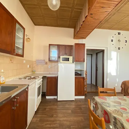 Apartman Na Bohdasine Cerveny Kostelec Exterior photo
